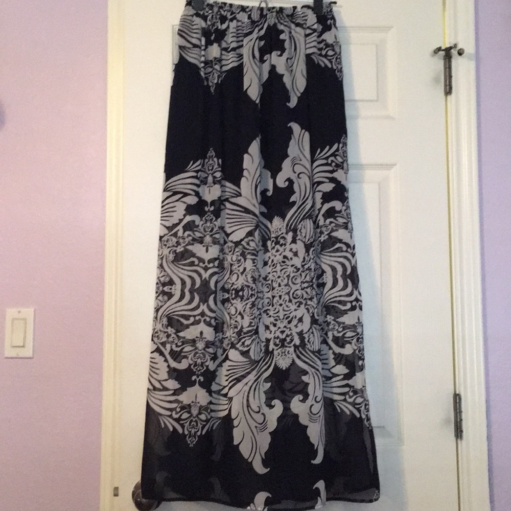 Maxi skirt